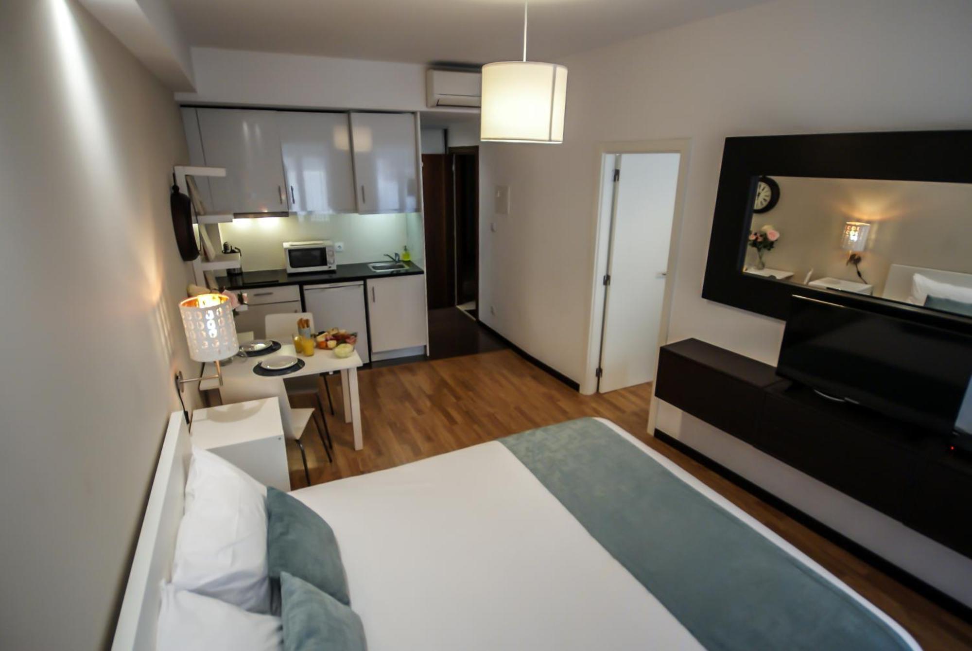 Rentastudio Coimbra Apartamento Exterior foto